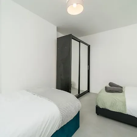 New 3Bed Stylish Apartment With Amazing Transport Londres Extérieur photo